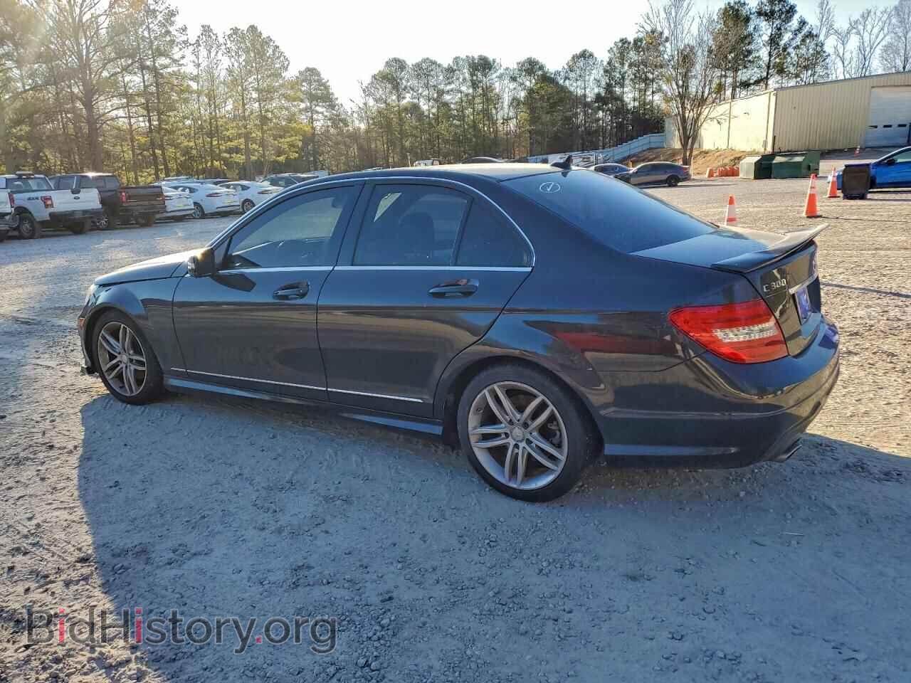2012 MERCEDES-BENZ C-CLASS - VIN: WDDGF8BB3CA597210 - Фото 2