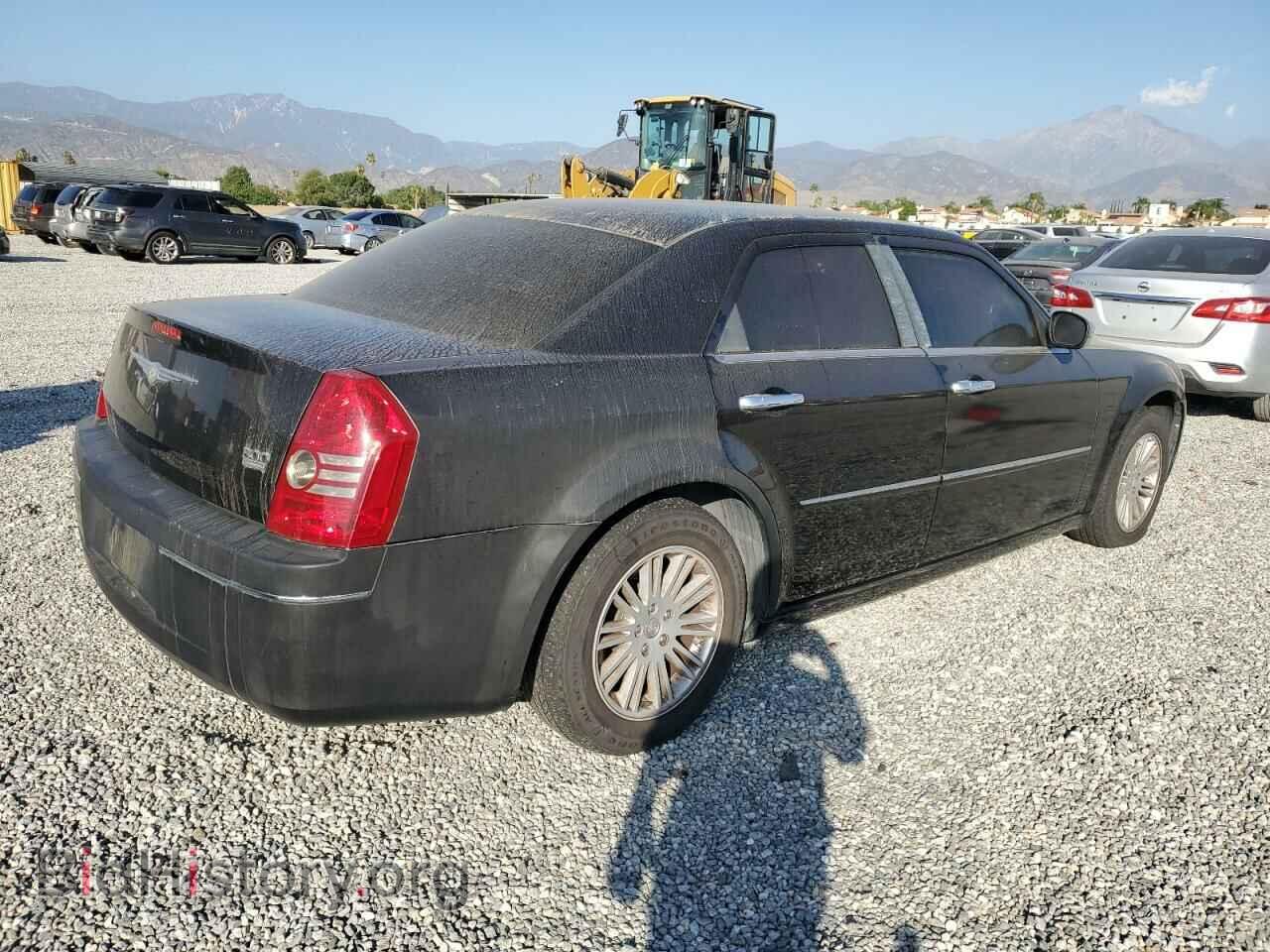 2010 CHRYSLER 300 - VIN: 2C3CA4CD5AH221854 - Фото 3