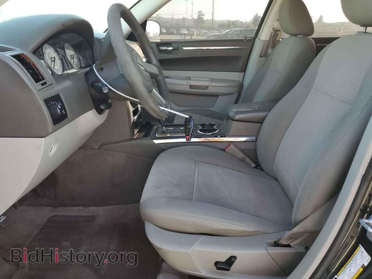 2010 CHRYSLER 300 - VIN: 2C3CA4CD5AH221854 - Фото 7