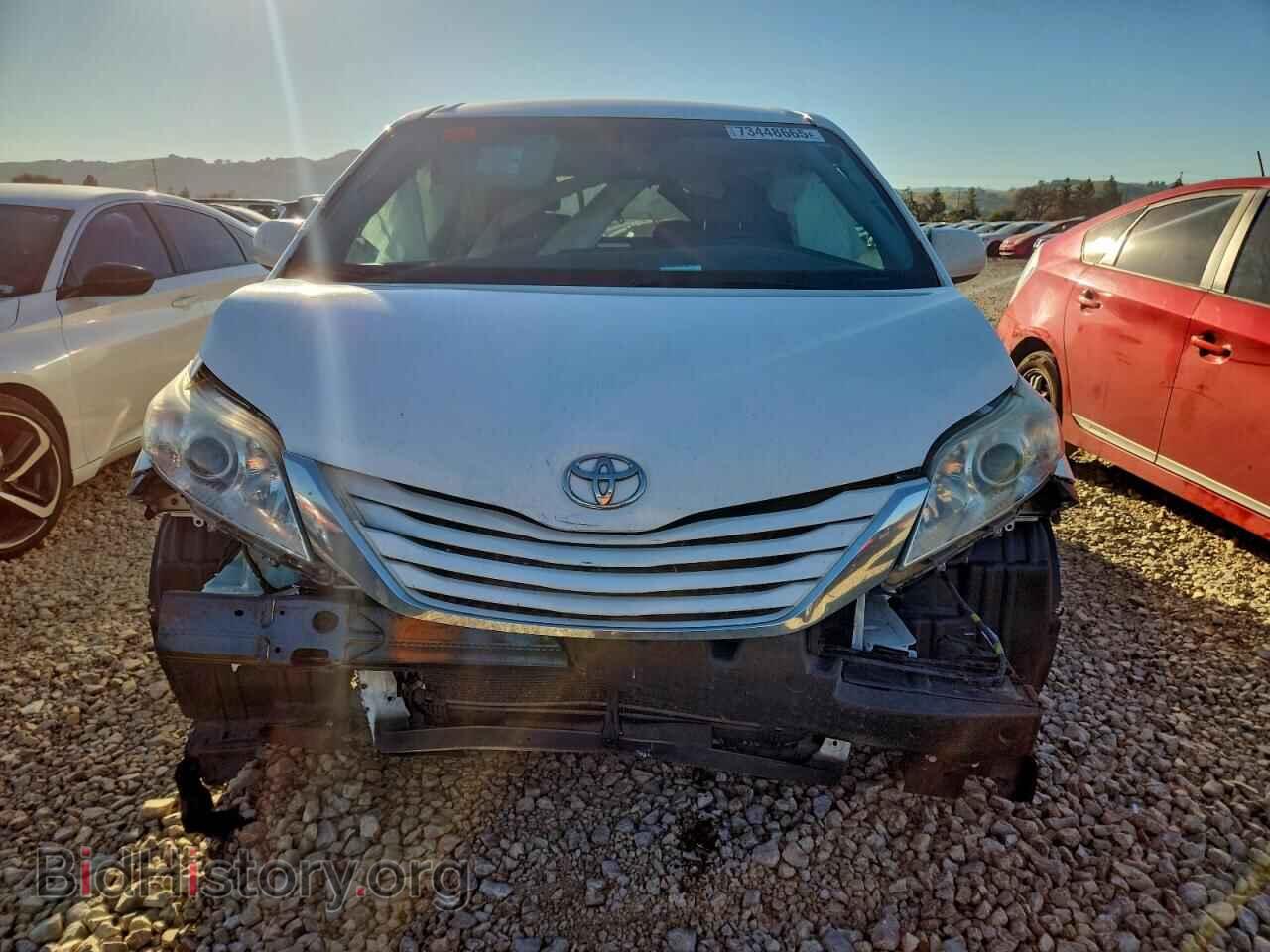 2017 TOYOTA All Models - VIN: 5TDKZ3DC4HS781795 - Фото 5