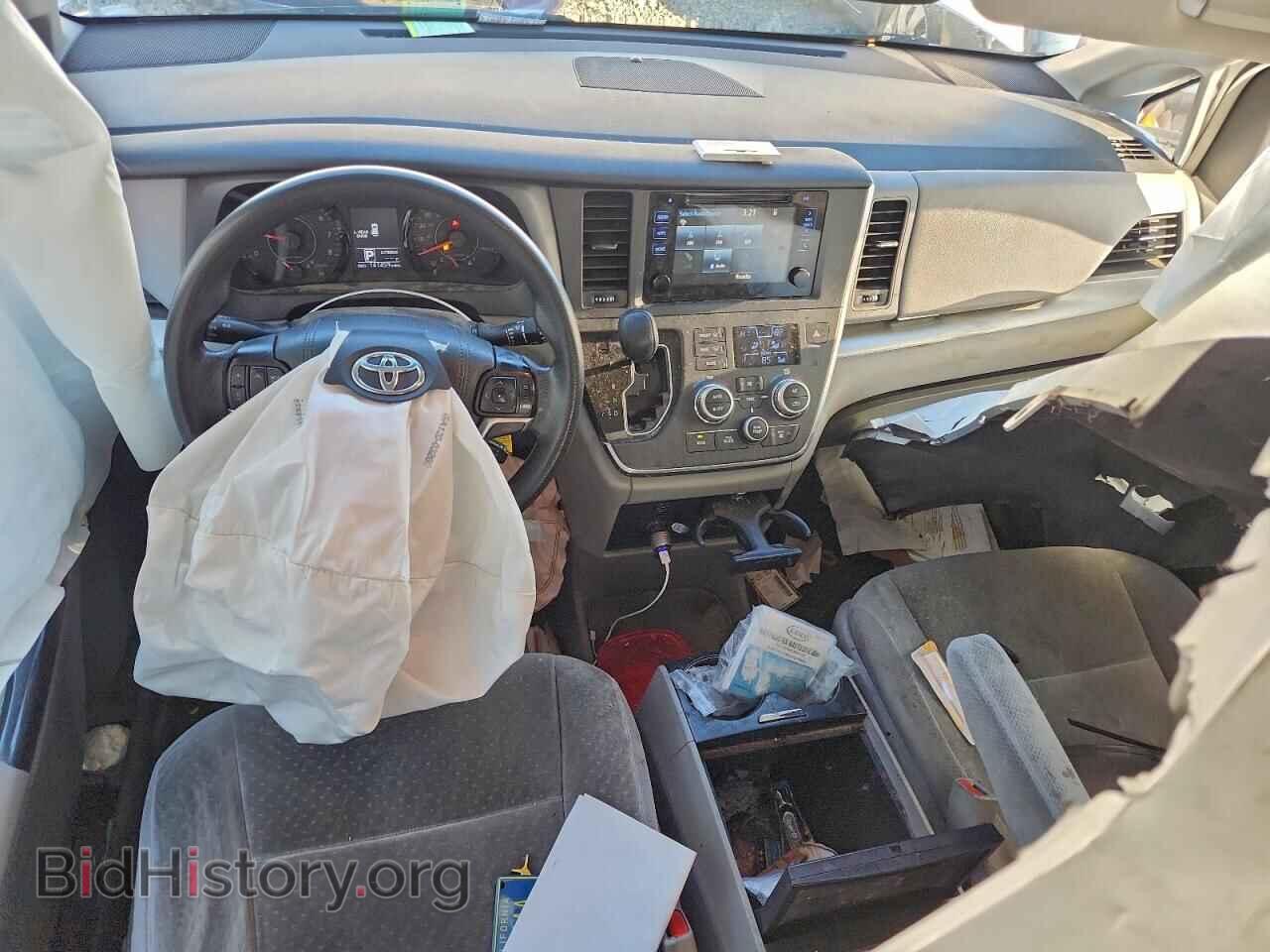 2017 TOYOTA All Models - VIN: 5TDKZ3DC4HS781795 - Фото 8