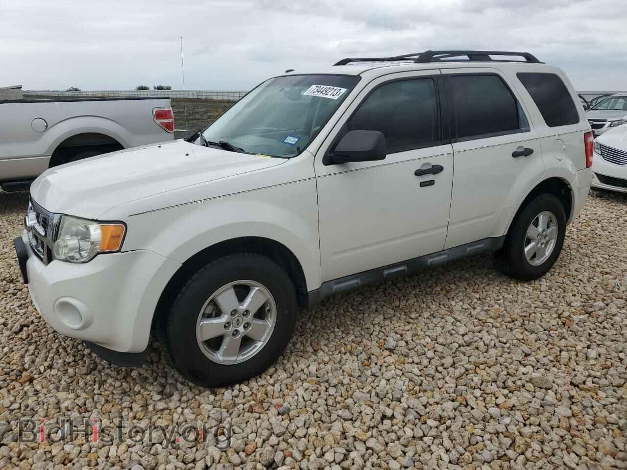 Фотография 1FMCU0DG8BKB97737 - FORD ESCAPE 2011