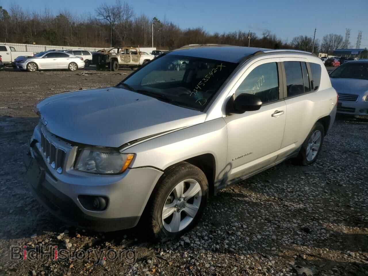 Photo 1J4NT1FB6BD284316 - JEEP COMPASS 2011