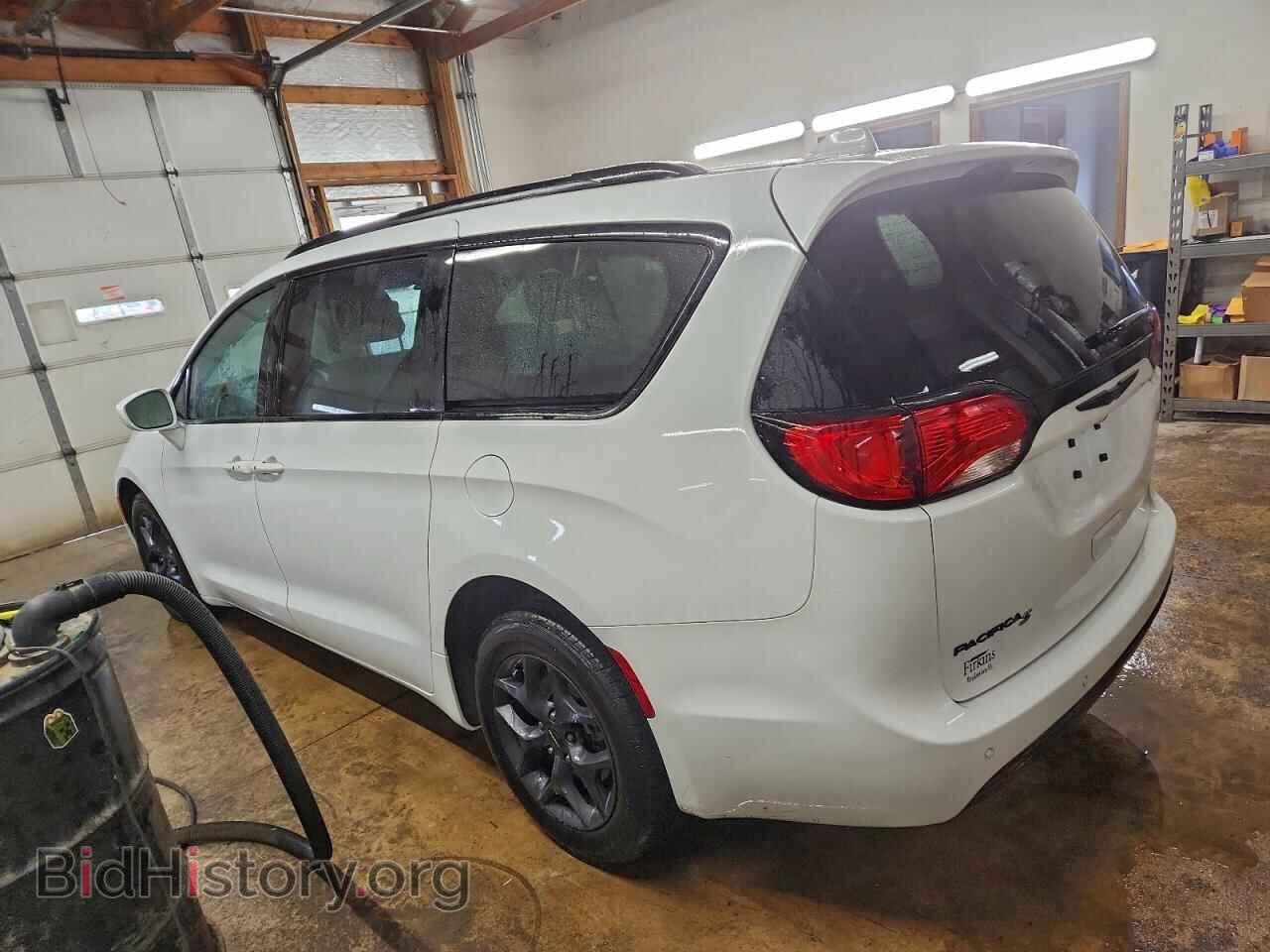 2020 CHRYSLER PACIFICA - VIN: 2C4RC1EG9LR232990 - Photo 2