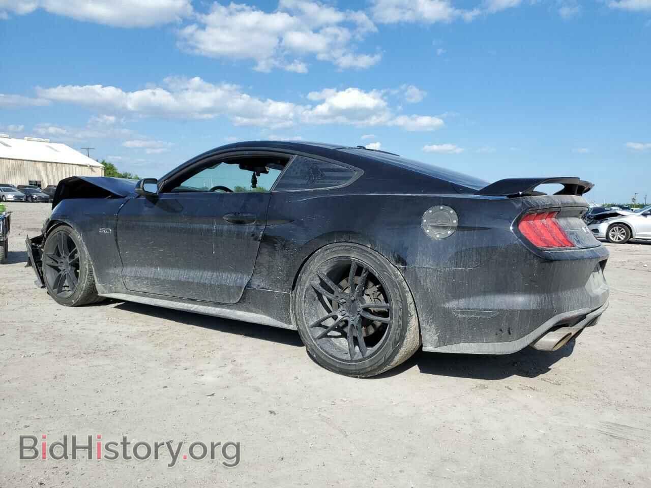 2019 FORD MUSTANG - VIN: 1FA6P8CF6K5187888 - Фото 2