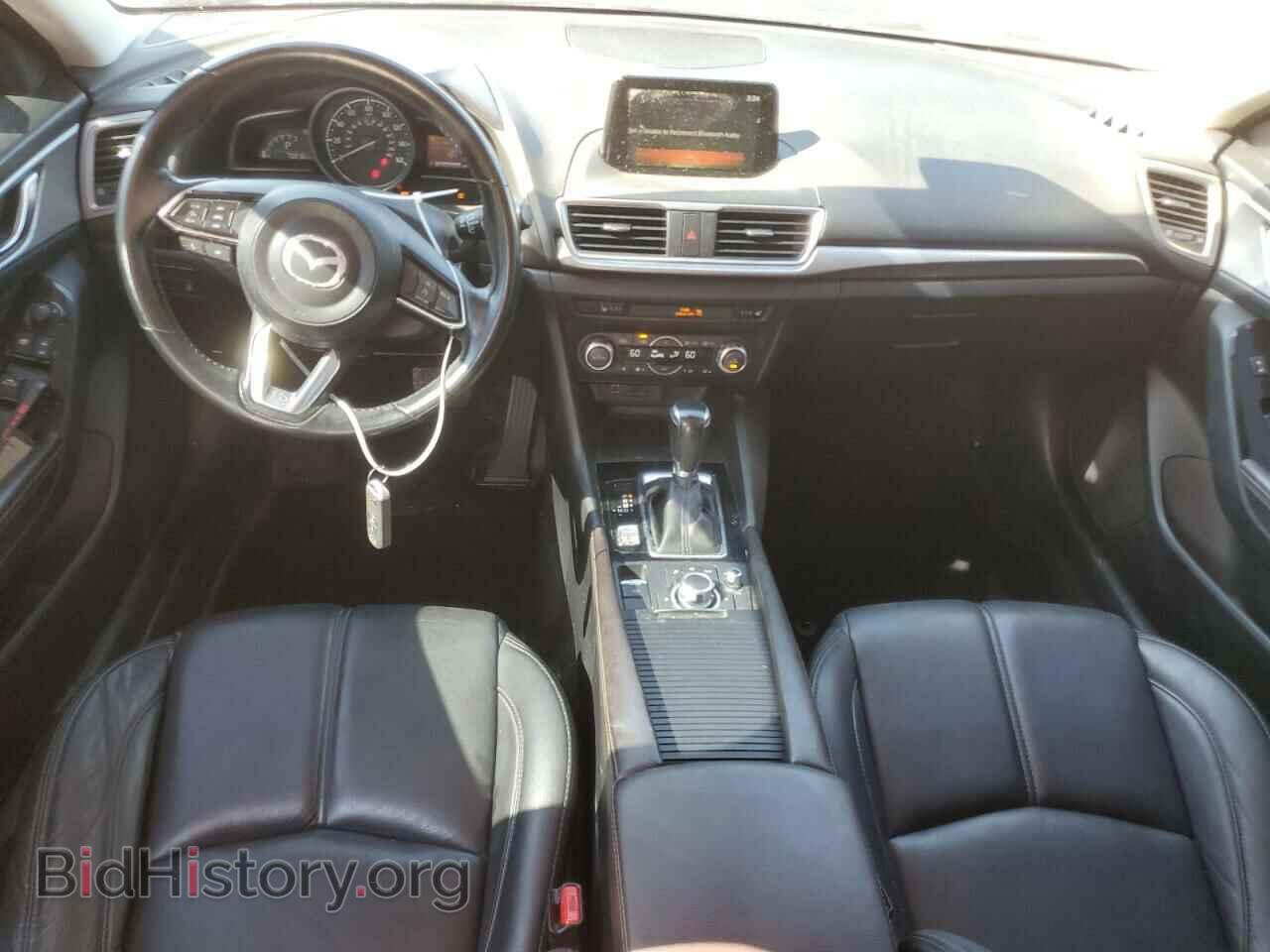 2018 MAZDA 3 - VIN: 3MZBN1L32JM208964 - Фото 8