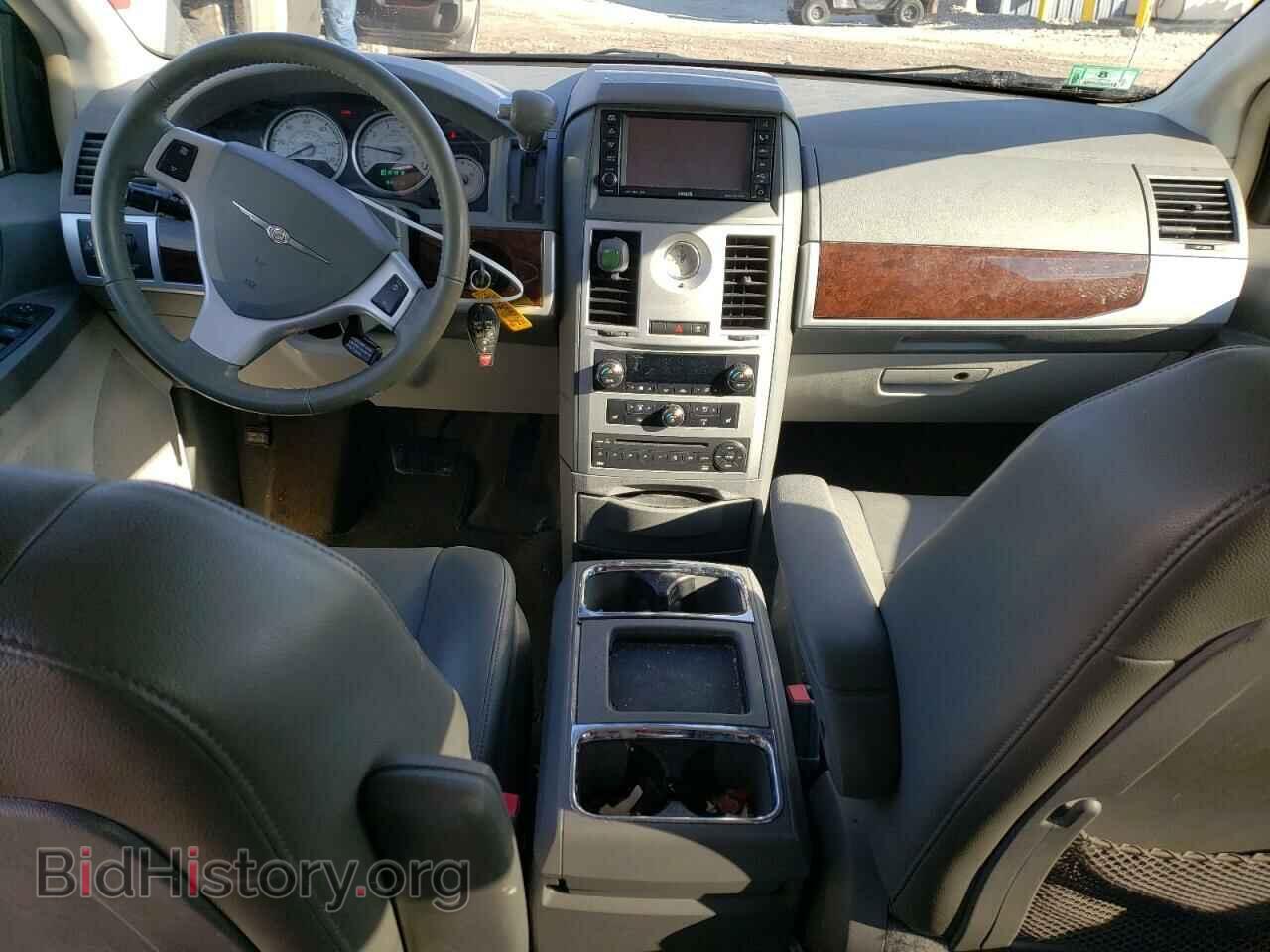 2010 CHRYSLER MINIVAN - VIN: 2A4RR5D10AR178263 - Photo 8