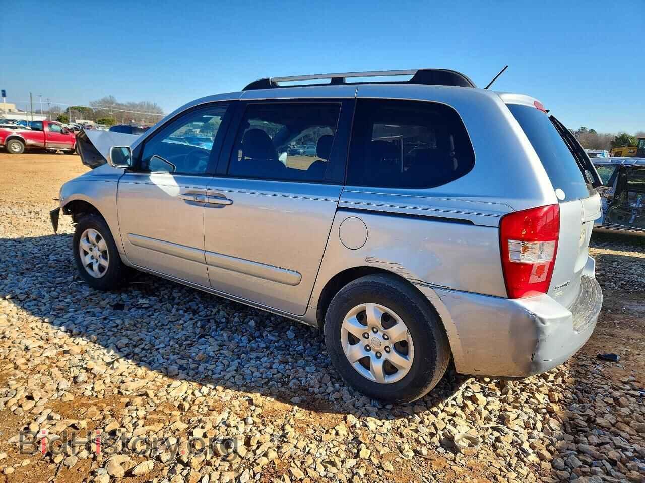 2007 KIA All Models - VIN: KNDMB133076135218 - Фото 2