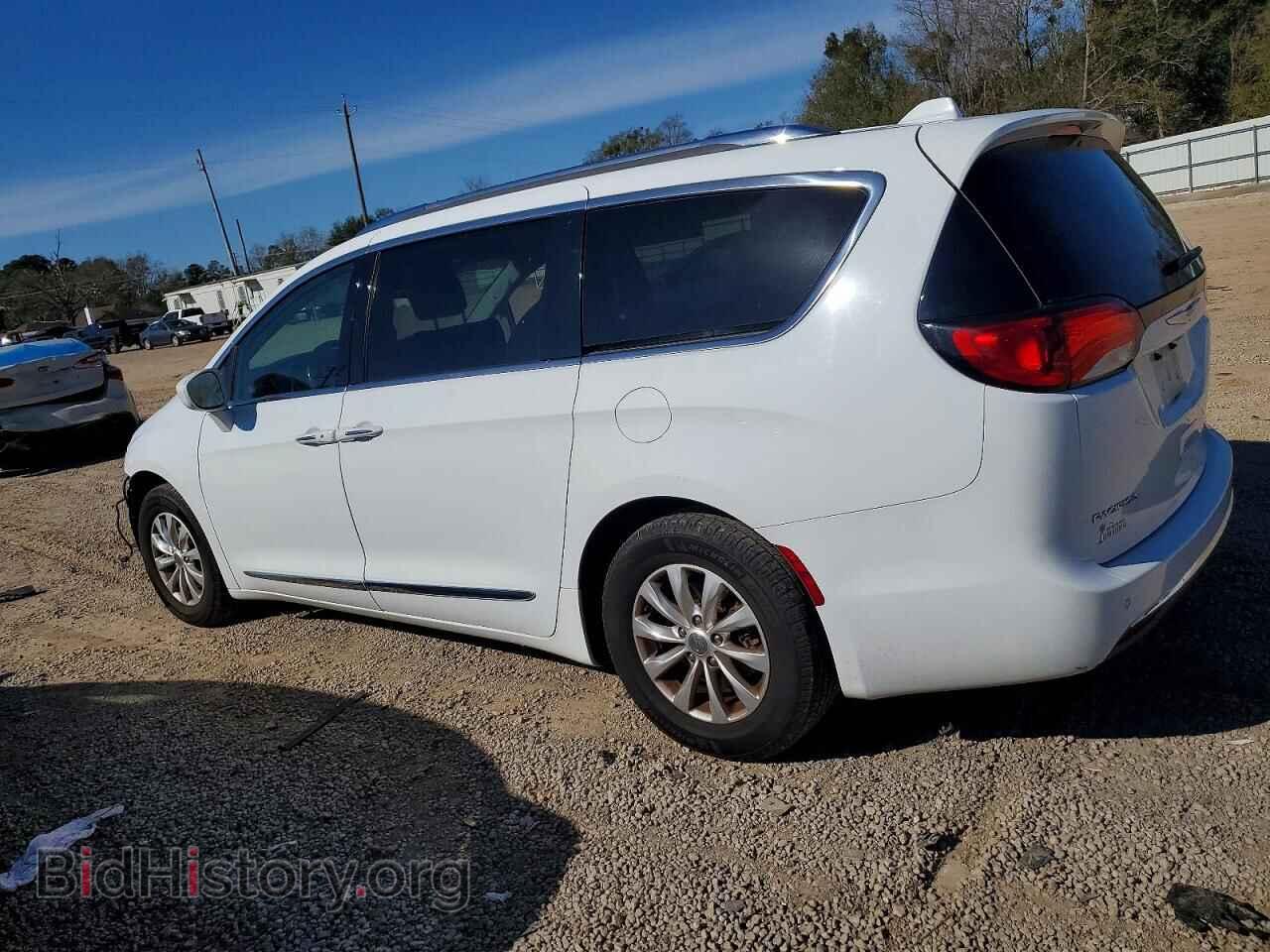 2019 CHRYSLER PACIFICA - VIN: 2C4RC1BG9KR626718 - Photo 2