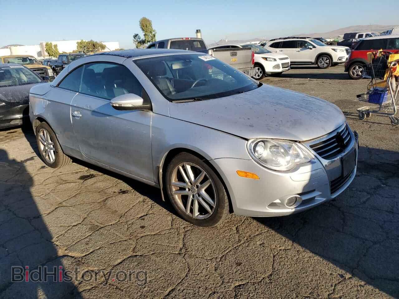 2011 VOLKSWAGEN EOS - VIN: WVWFW7AH9BV004592 - Фото 4