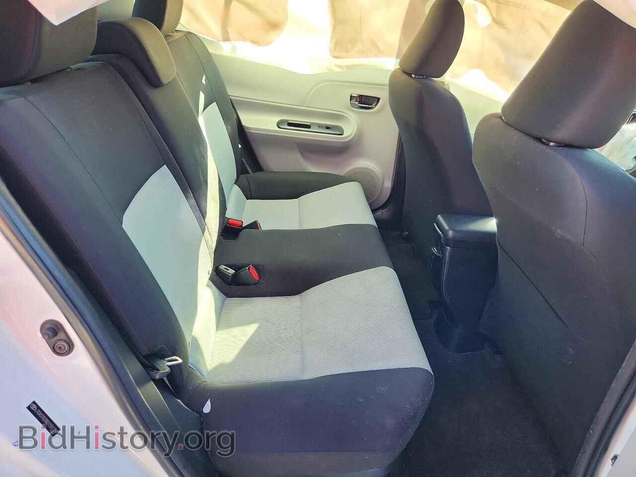 2013 Toyota PRIUS (VIN JTDKDTB38D1551251) — фото 10 из 13