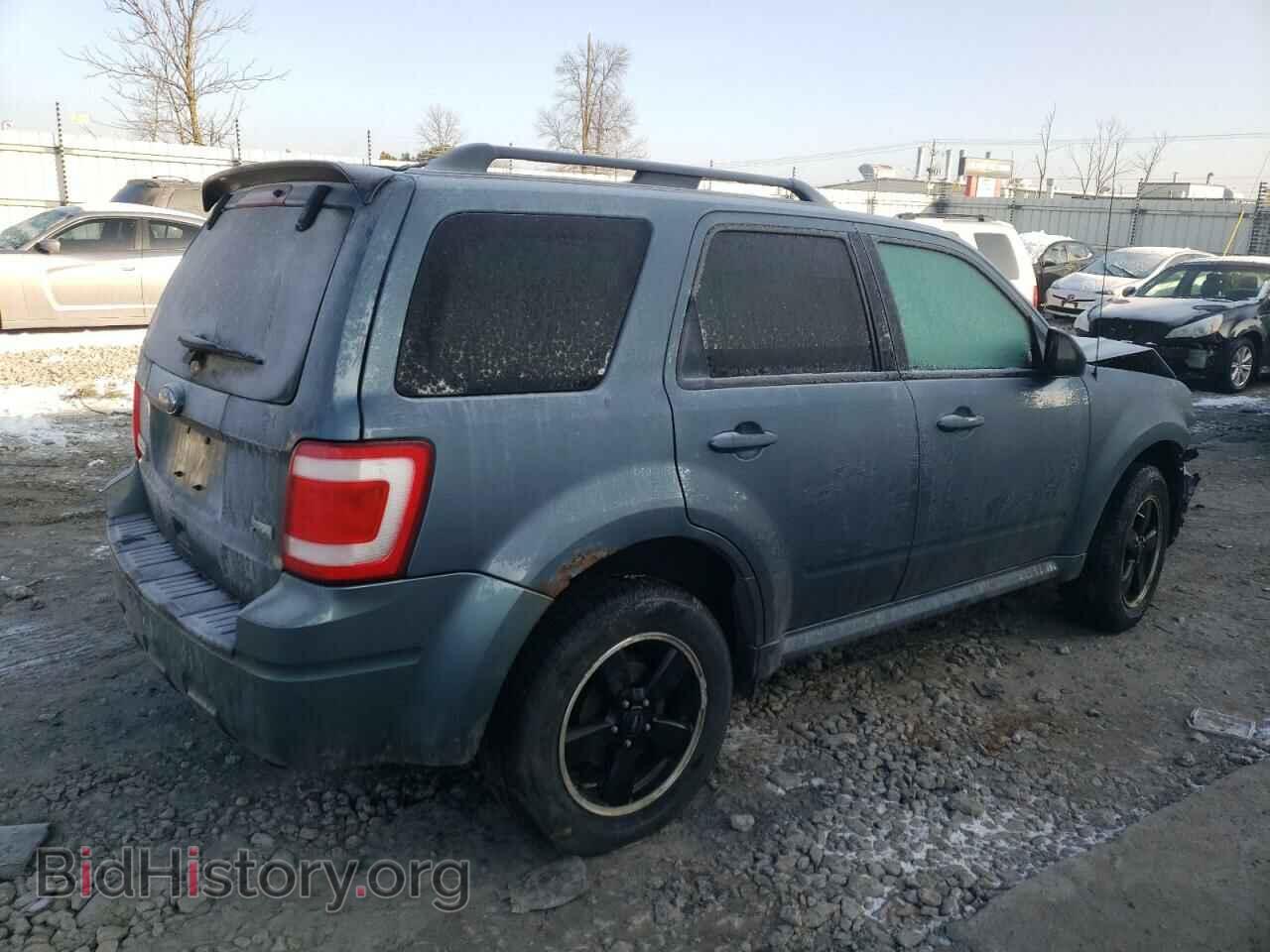 2011 FORD ESCAPE - VIN: 1FMCU9DG7BKA26062 - Фото 3