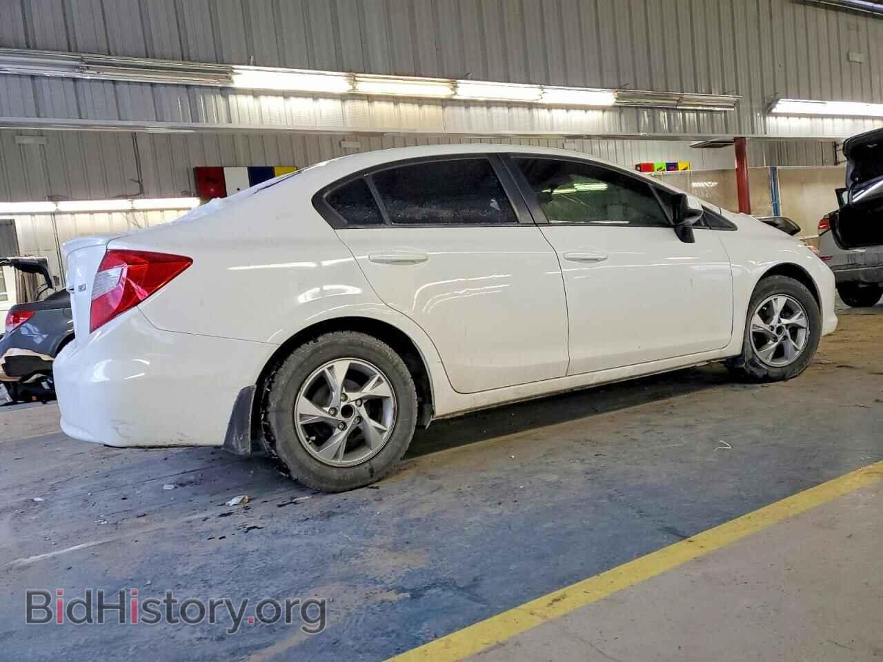 2012 HONDA CIVIC - VIN: 2HGFB2F60CH557360 - Фото 3