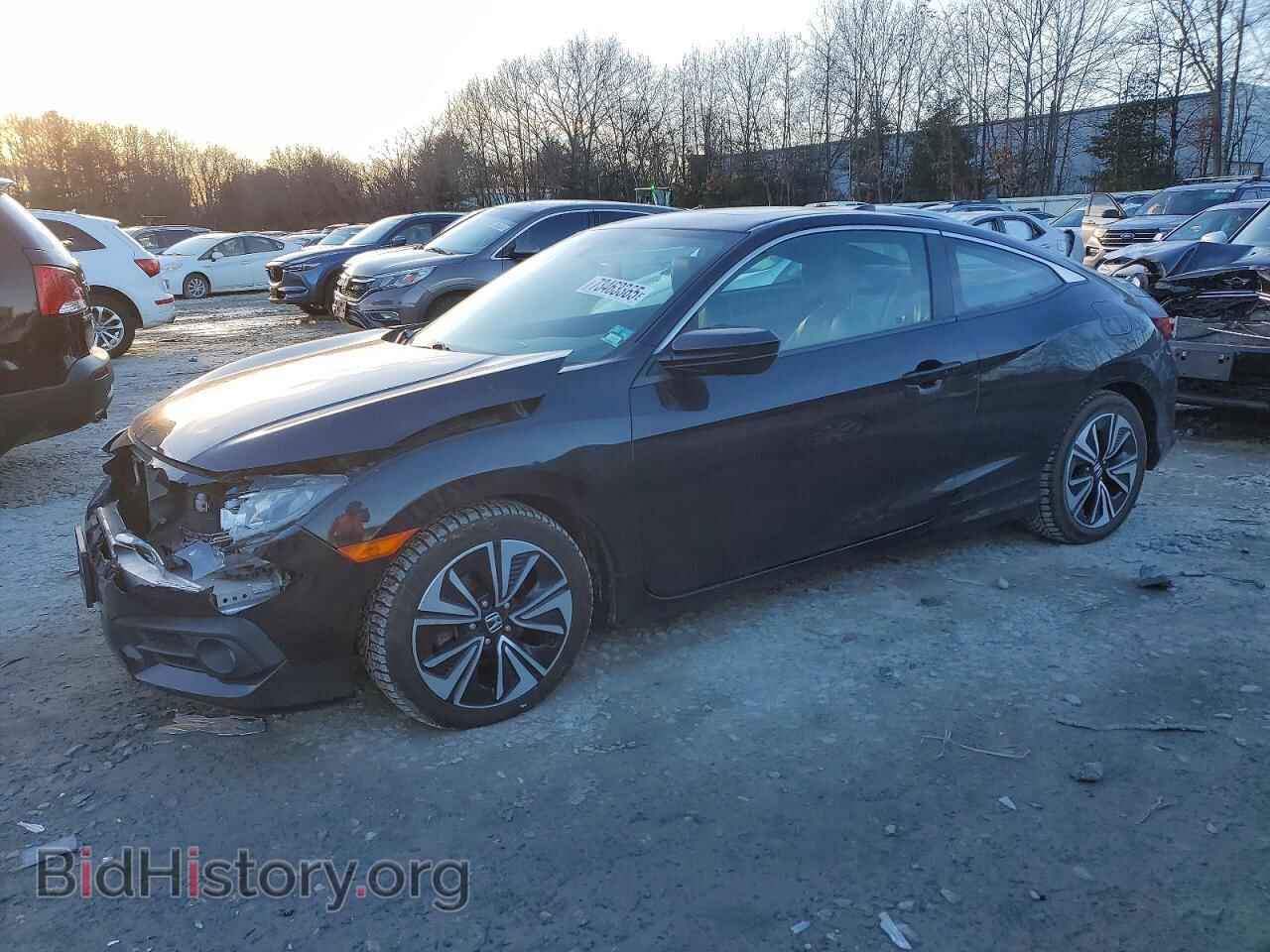Photo 2HGFC3B79JH351016 - HONDA CIVIC 2018