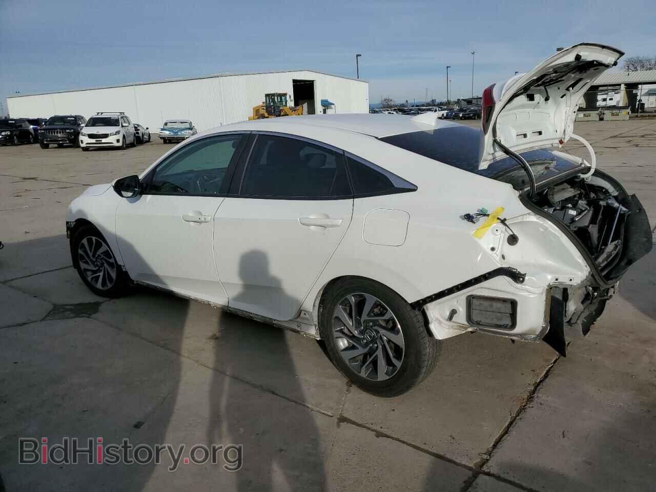 2017 HONDA CIVIC - VIN: 19XFC2F82HE210516 - Фото 2