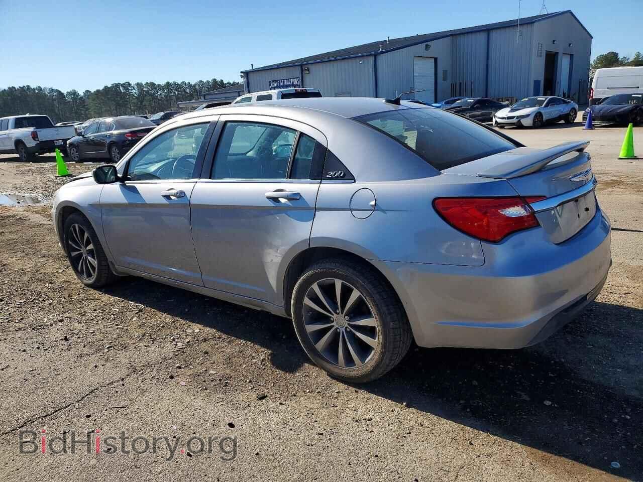 2013 CHRYSLER 200 - VIN: 1C3CCBBB2DN510216 - Фото 2