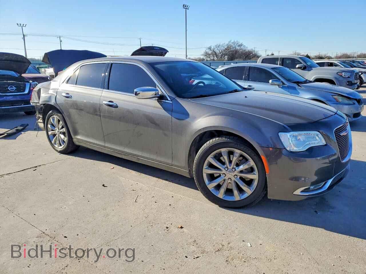 2019 CHRYSLER 300 - VIN: 2C3CCAKGXKH610978 - Фото 4