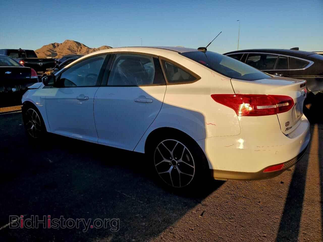 2017 FORD FOCUS - VIN: 1FADP3H26HL343402 - Фото 2