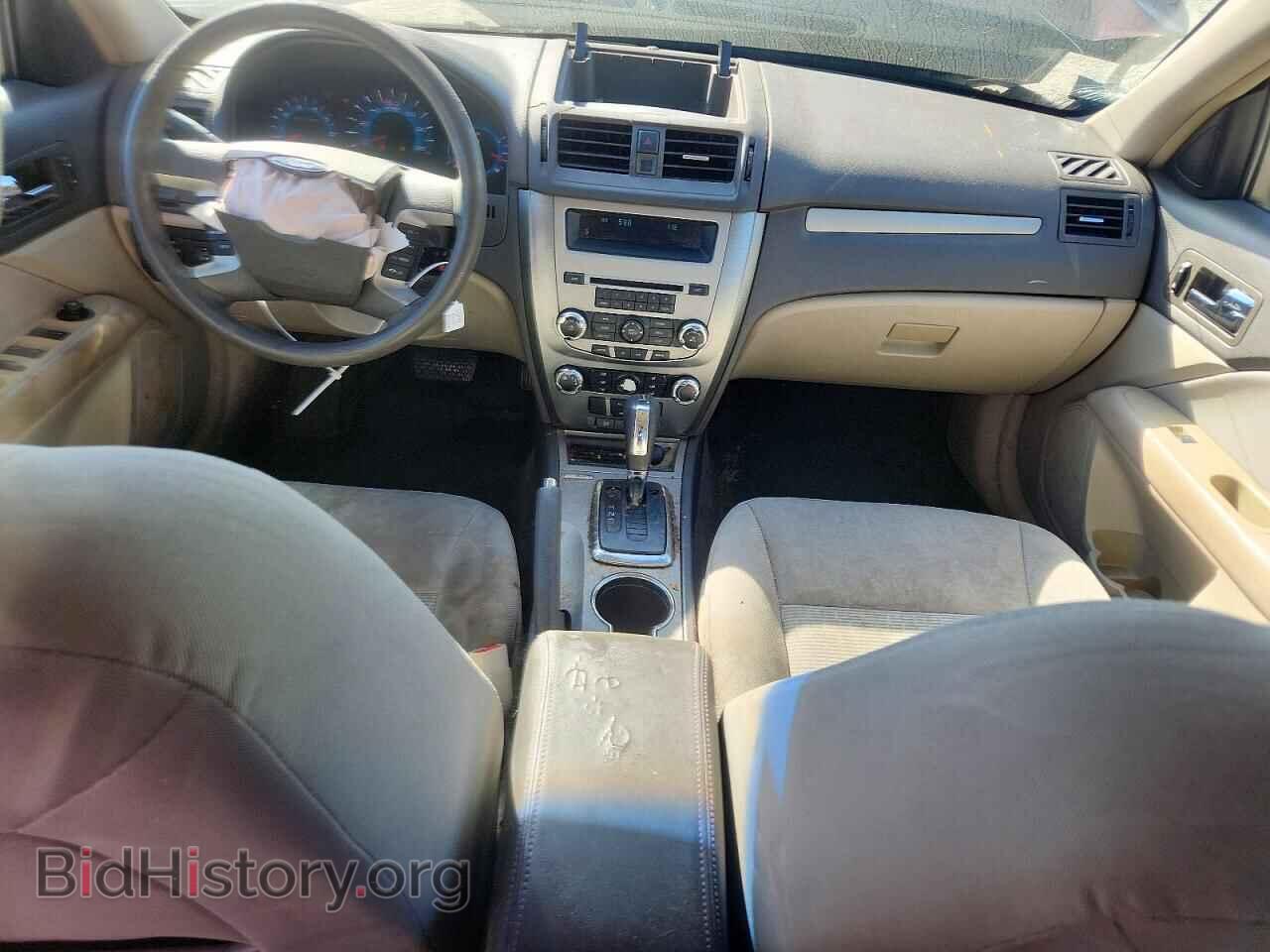 2012 Ford FUSION (VIN 3FAHP0HA7CR242564) — photo 8 of 15