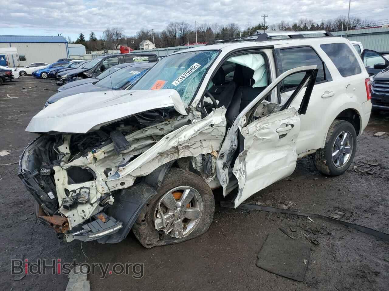 Фотография 1FMCU0E72BKA06828 - FORD ESCAPE 2011