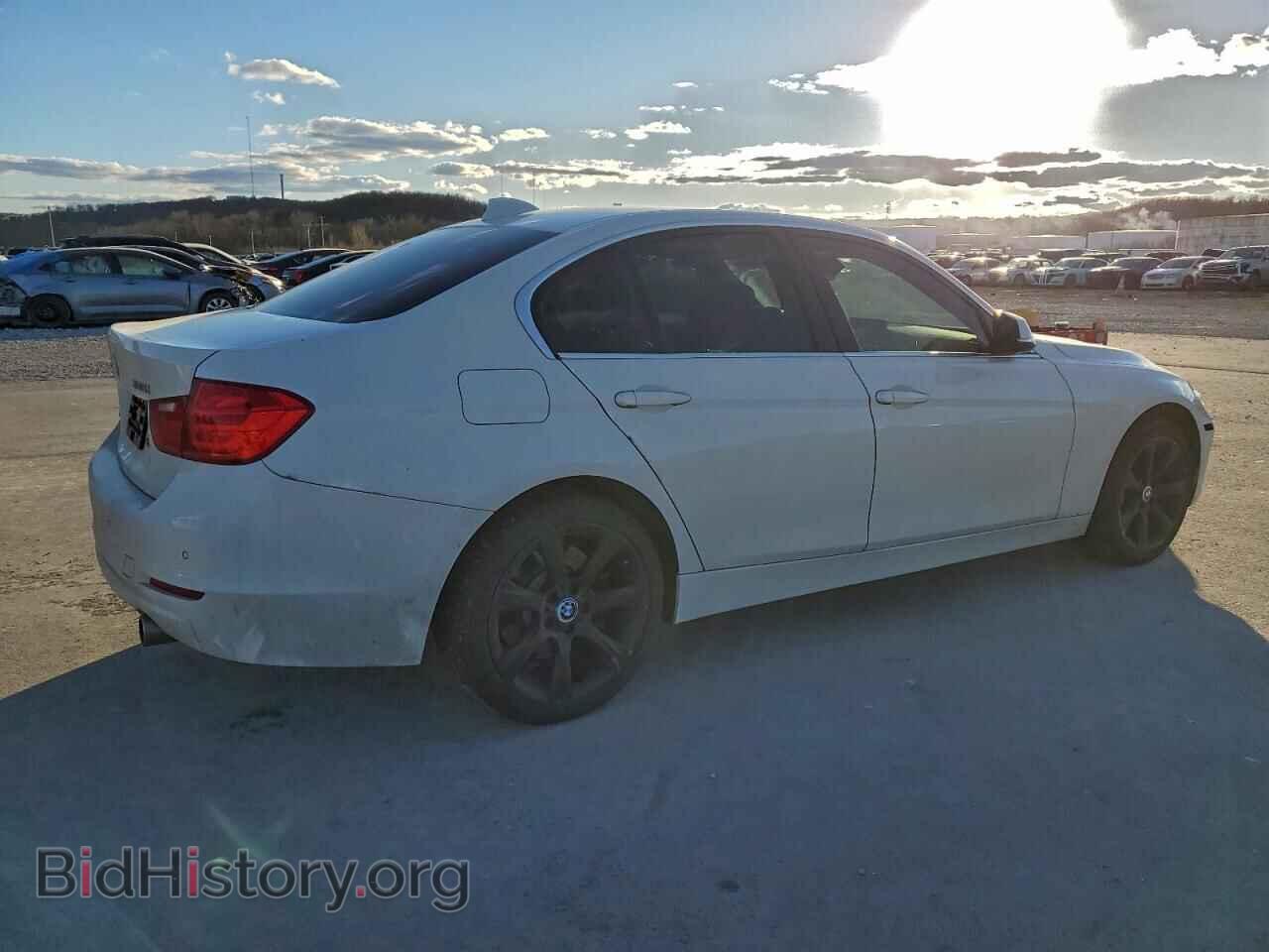 2015 BMW 3 SERIES - VIN: WBA3B9C54FF589236 - Фото 3