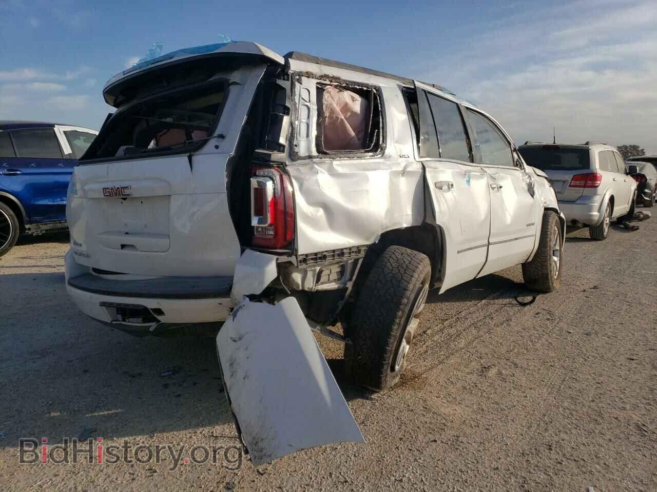 2017 GMC YUKON - VIN: 1GKS1BKC2HR132052 - Фото 3