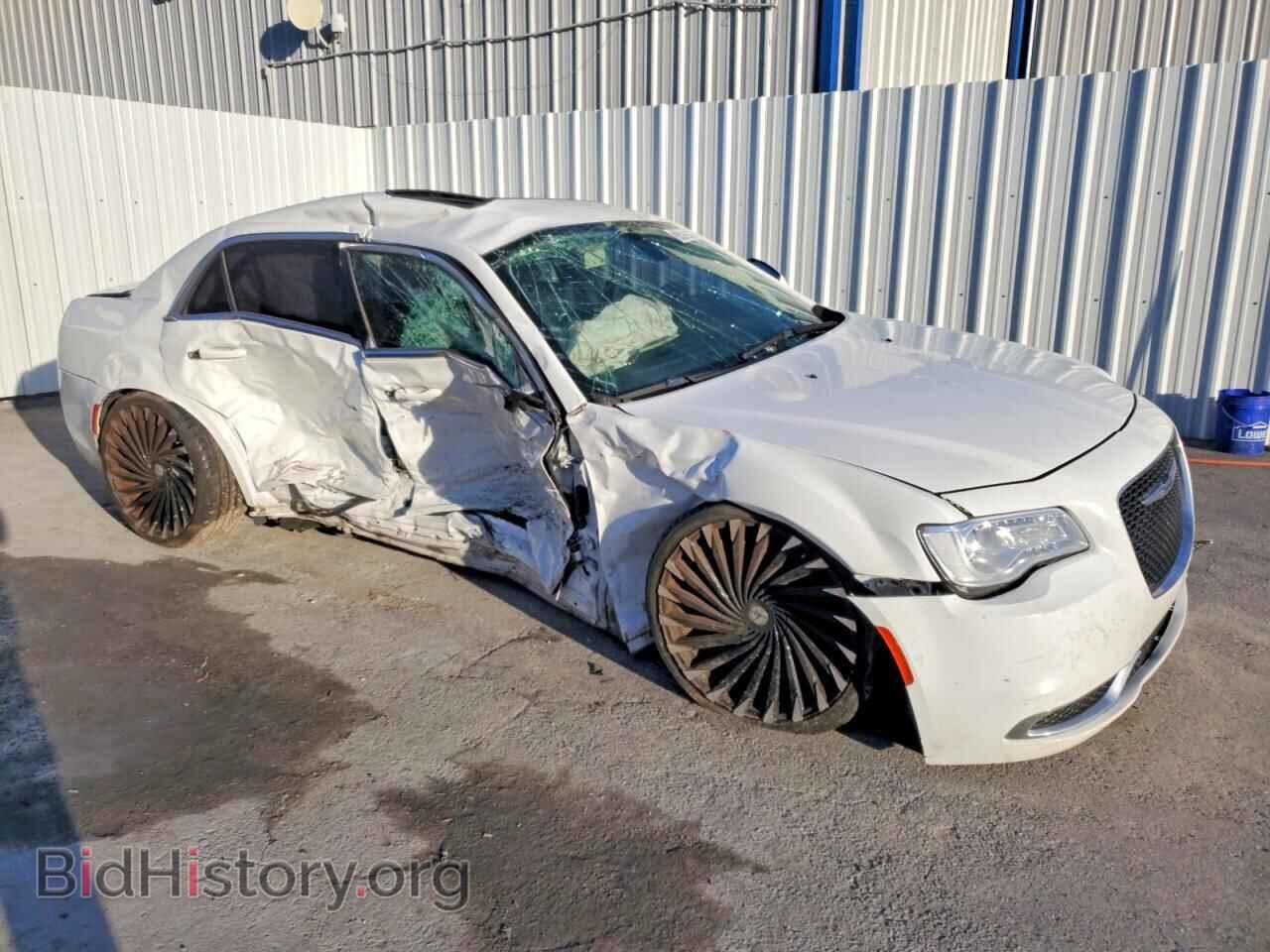 2017 CHRYSLER 300 - VIN: 2C3CCAAG7HH612715 - Фото 4
