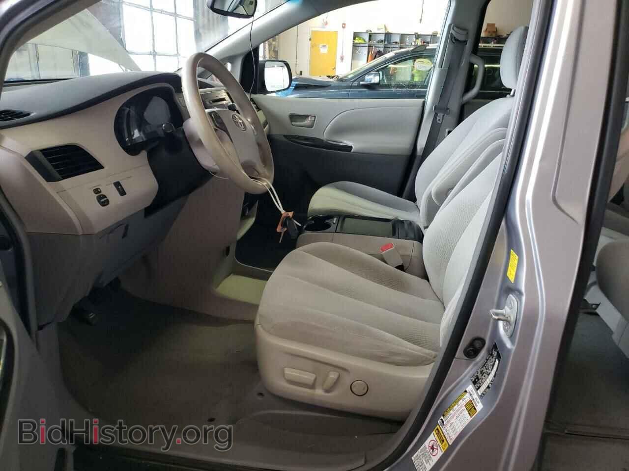 2011 TOYOTA All Models - VIN: 5TDKK3DC5BS008247 - Фото 7