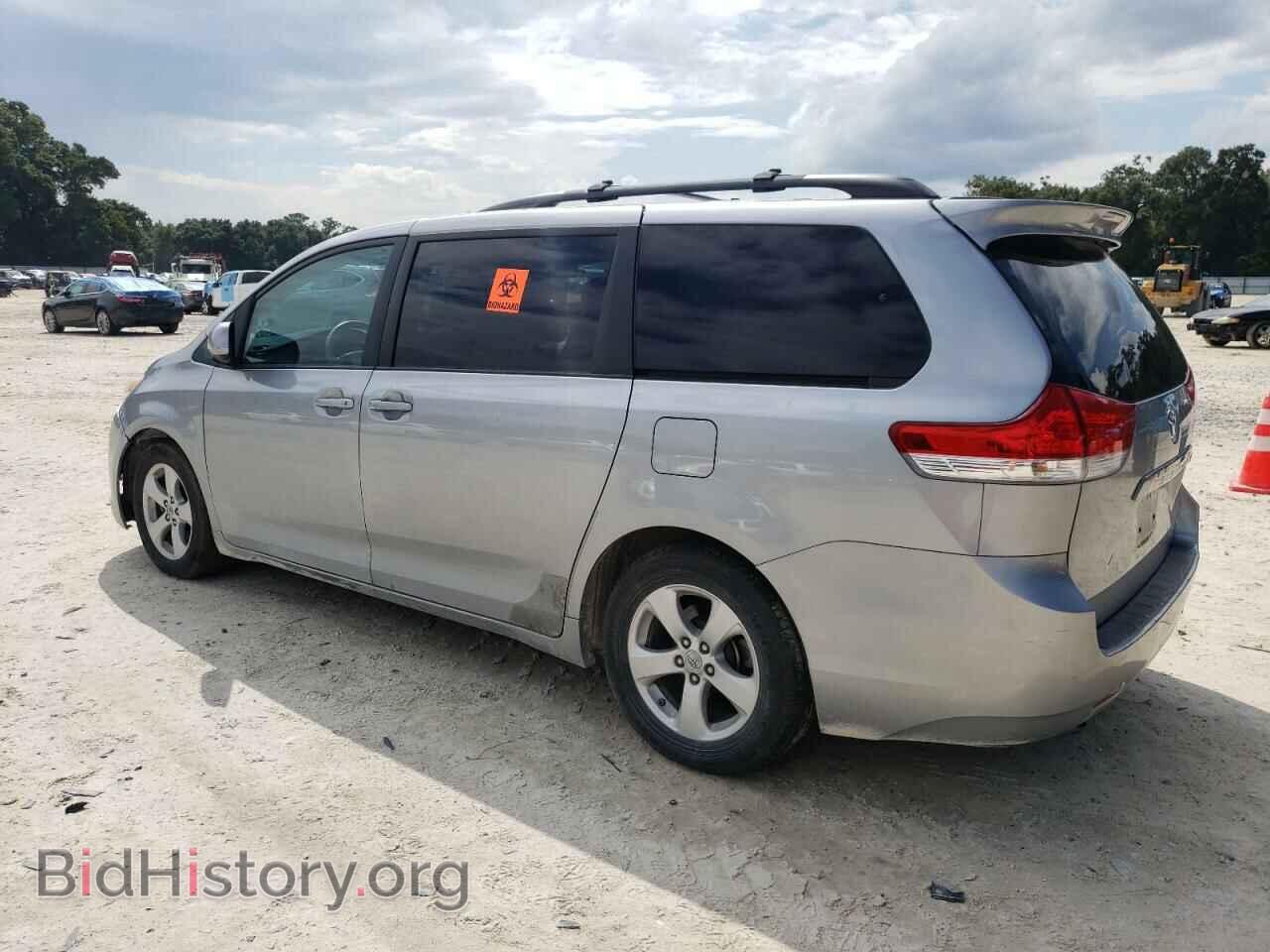 2011 TOYOTA All Models - VIN: 5TDKK3DC6BS066030 - Фото 2