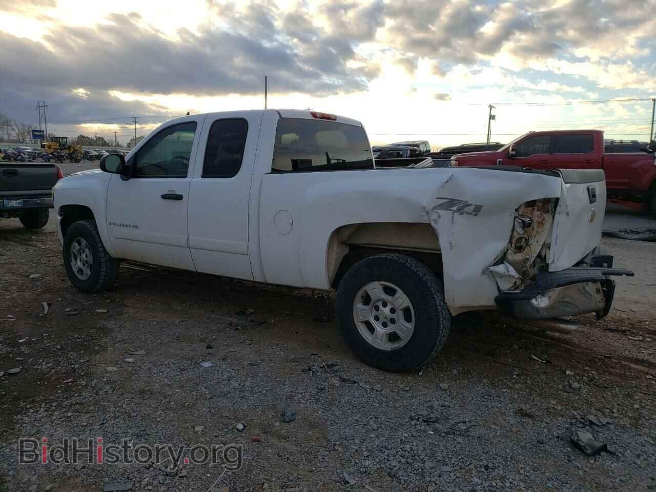 2008 CHEVROLET SILVERADO - VIN: 2GCEK19J181138065 - Фото 2
