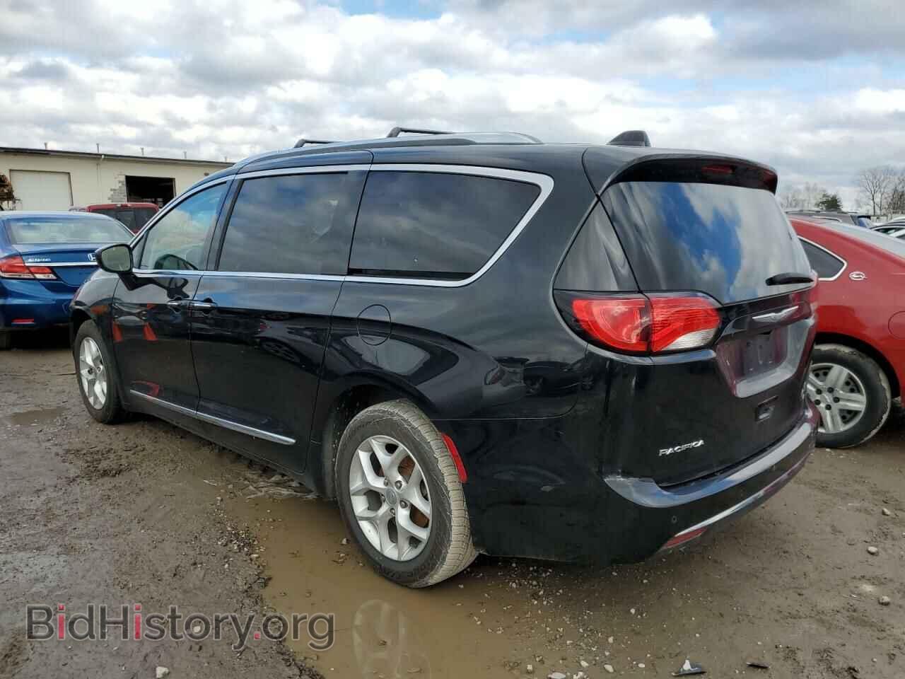 2017 CHRYSLER PACIFICA - VIN: 2C4RC1EG7HR764066 - Фото 2