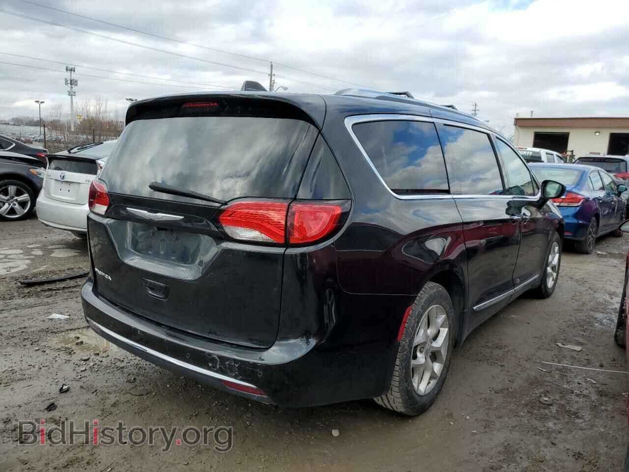 2017 CHRYSLER PACIFICA - VIN: 2C4RC1EG7HR764066 - Фото 3