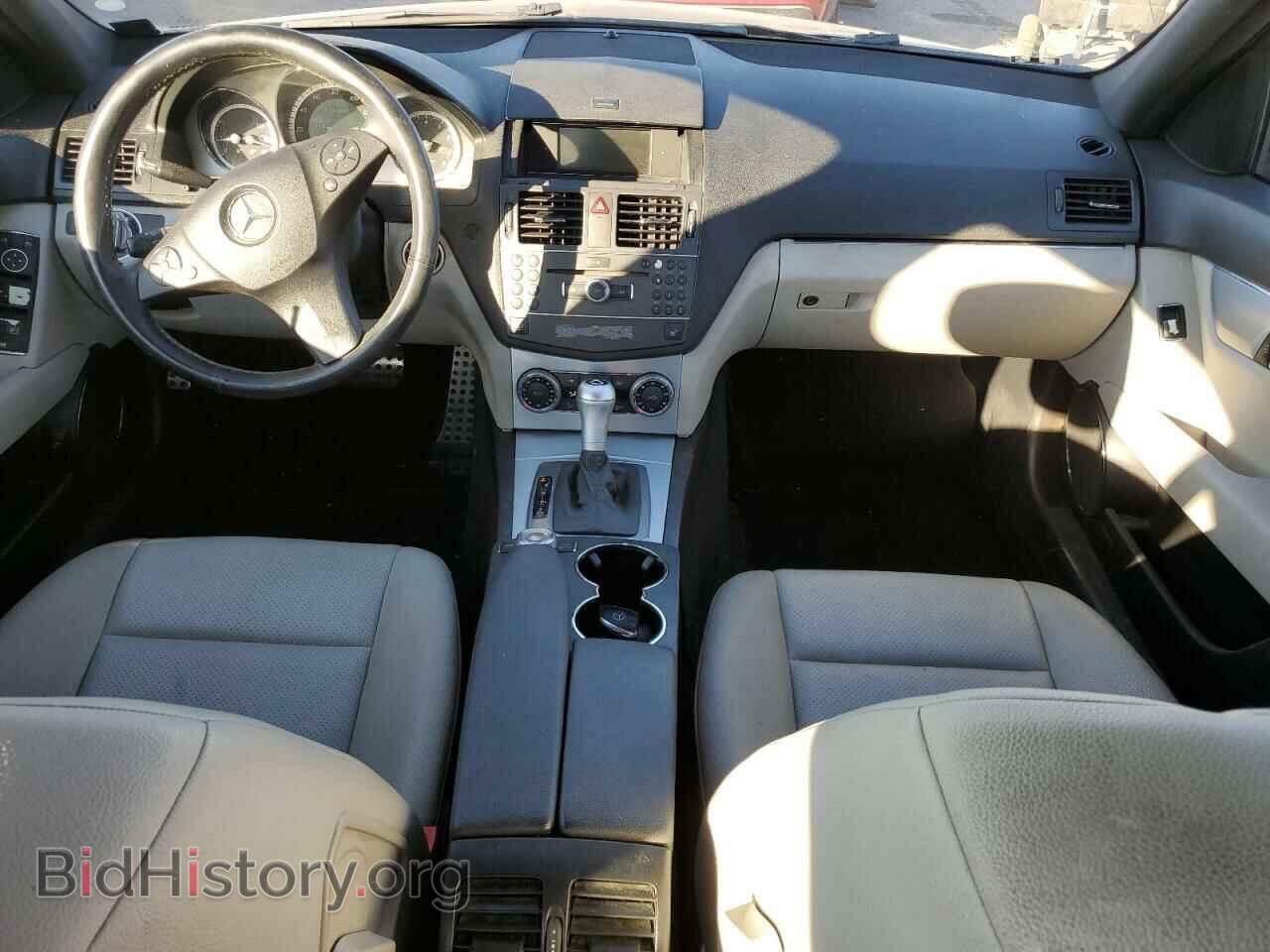 2011 MERCEDES-BENZ C-CLASS - VIN: WDDGF5EB4BR161699 - Фото 8