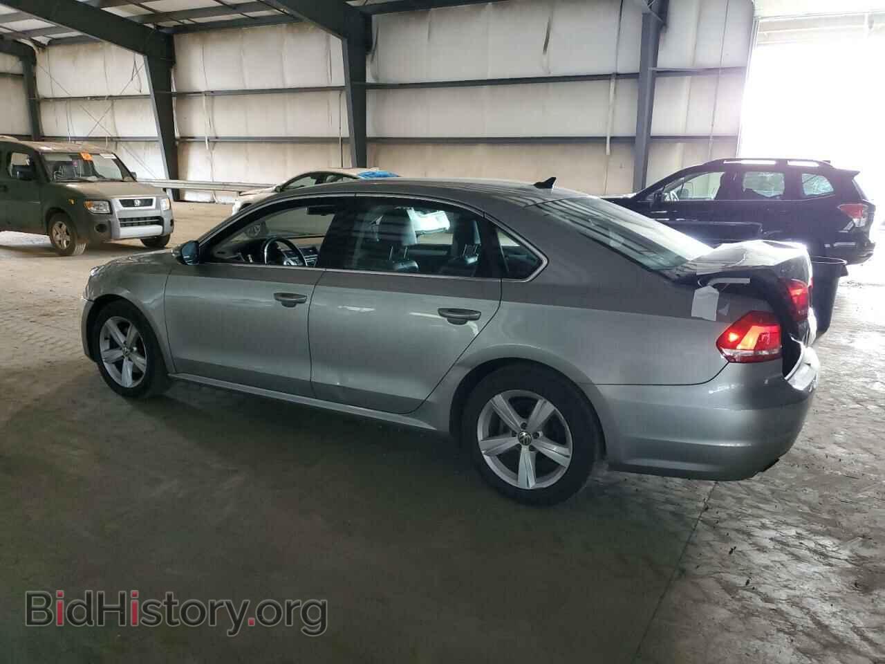 2012 VOLKSWAGEN PASSAT - VIN: 1VWBP7A33CC087690 - Фото 2