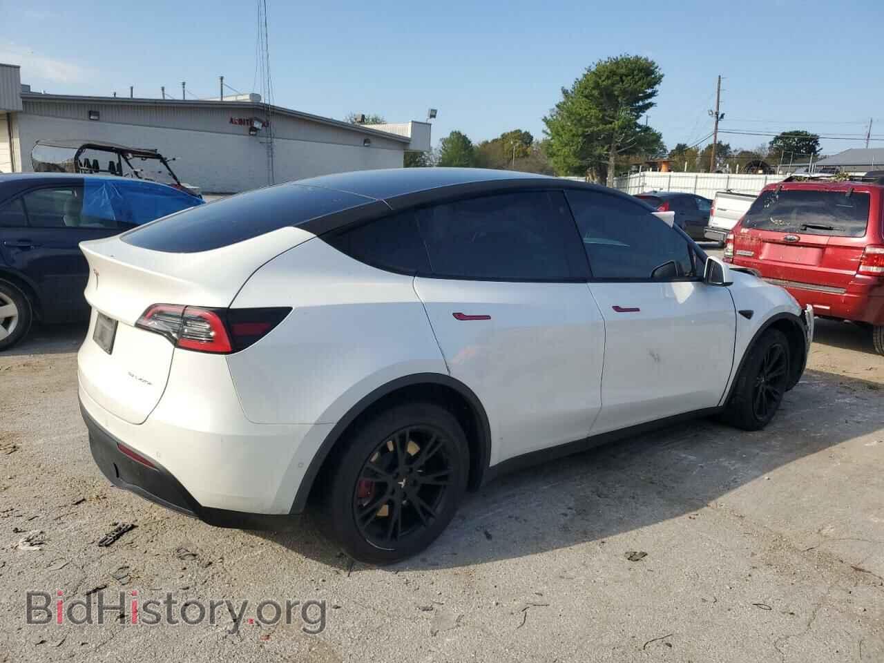 2020 TESLA MODEL Y - VIN: 5YJYGDEEXLF038271 - Фото 3