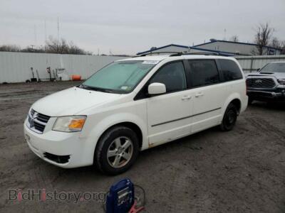 2010 Dodge CARAVAN Grand Cara, белый — VIN 2D4RN5D1XAR317822, Copart
