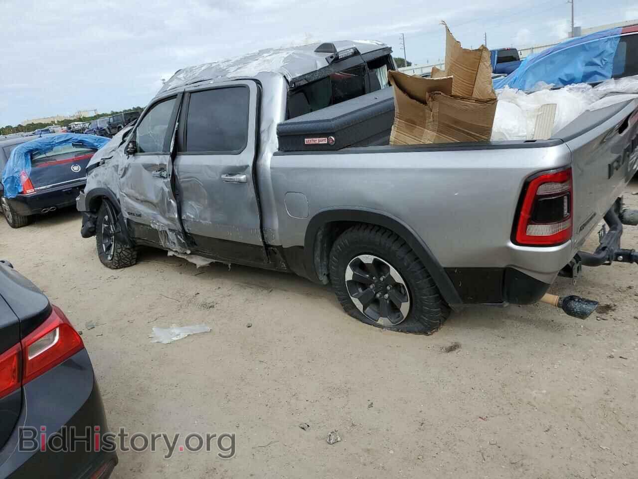 2021 RAM 1500 - VIN: 1C6SRFLT2MN581122 - Photo 2