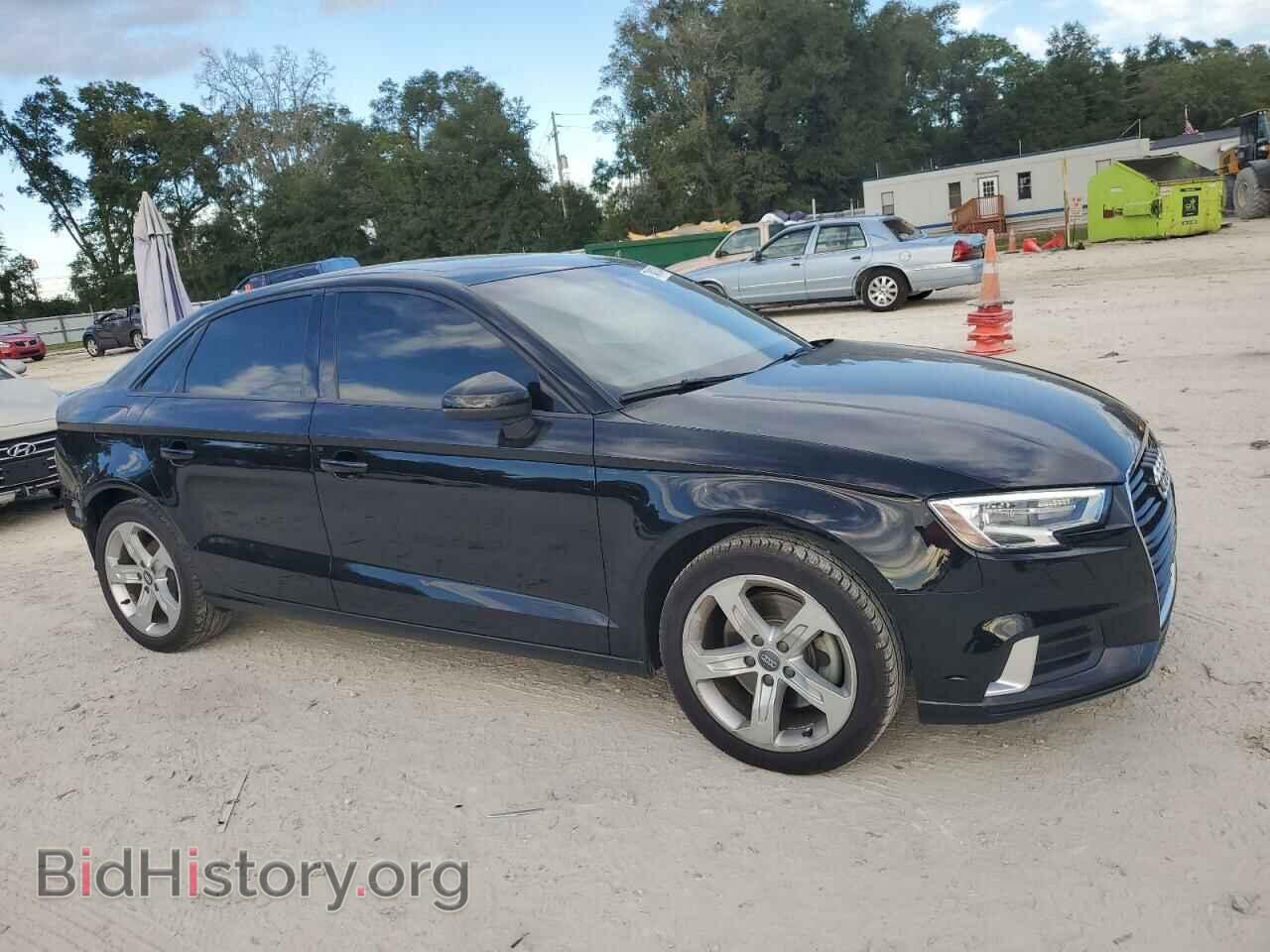 2017 AUDI A3 - VIN: WAUAUGFF2H1058417 - Фото 4