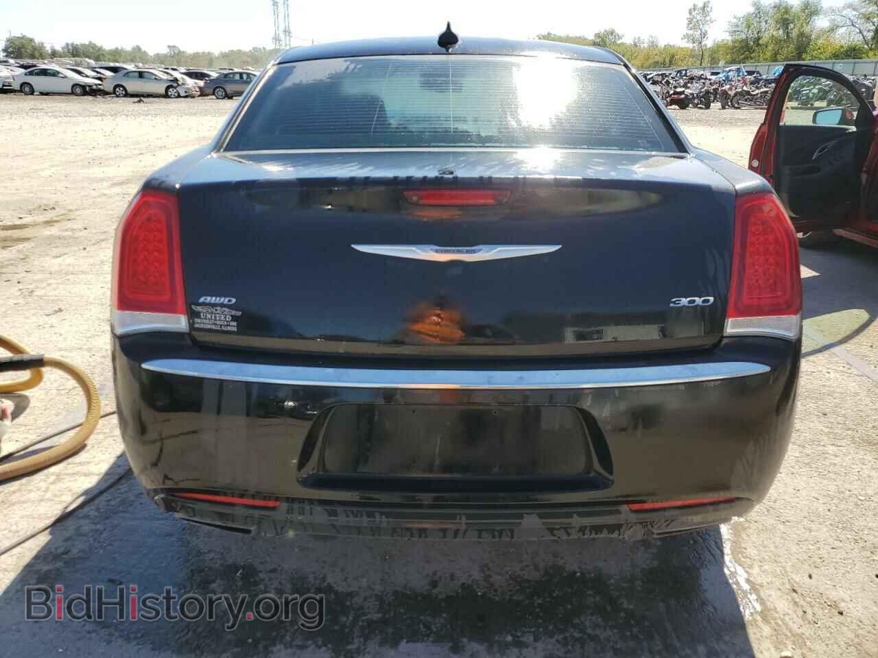 2017 CHRYSLER 300 - VIN: 2C3CCARG7HH637473 - Фото 6