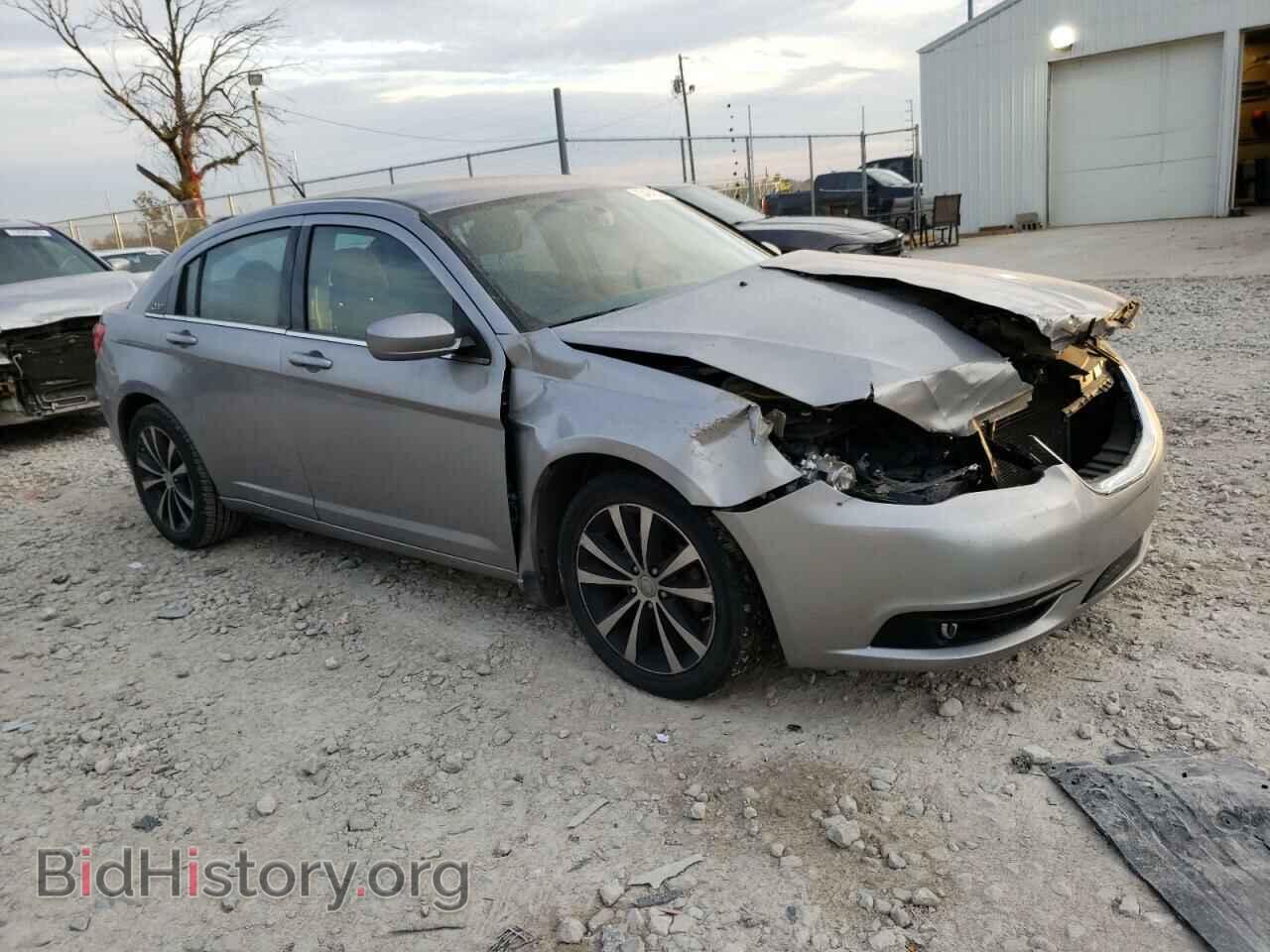 2013 CHRYSLER 200 - VIN: 1C3CCBBB0DN699383 - Фото 4