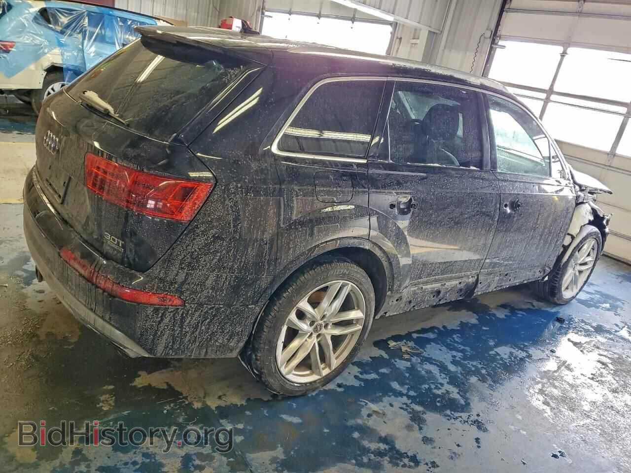 2018 AUDI Q7 - VIN: WA1VAAF75JD042178 - Фото 3