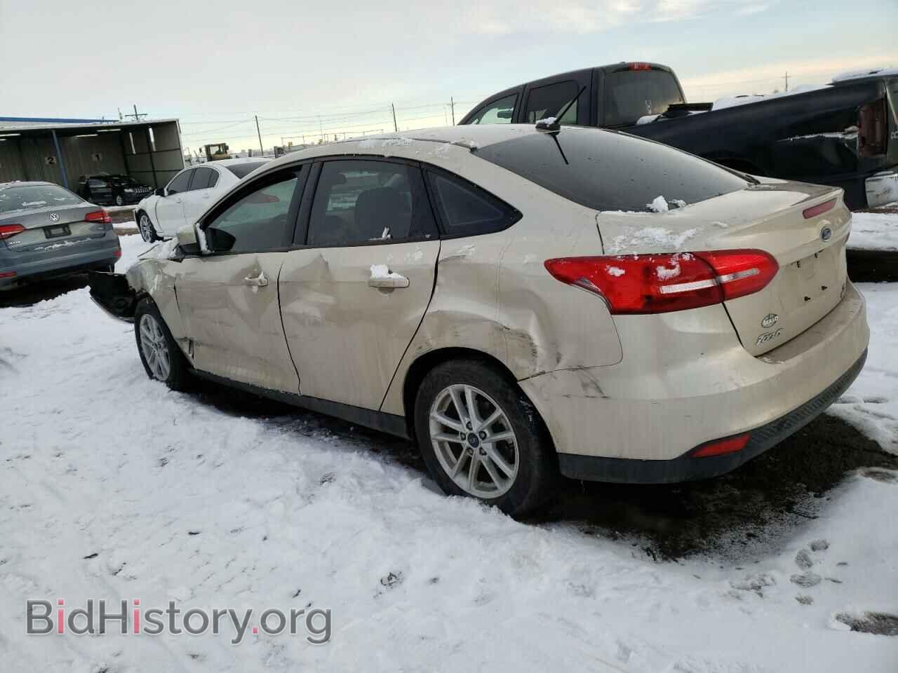 2018 FORD FOCUS - VIN: 1FADP3FE9JL269122 - Фото 2