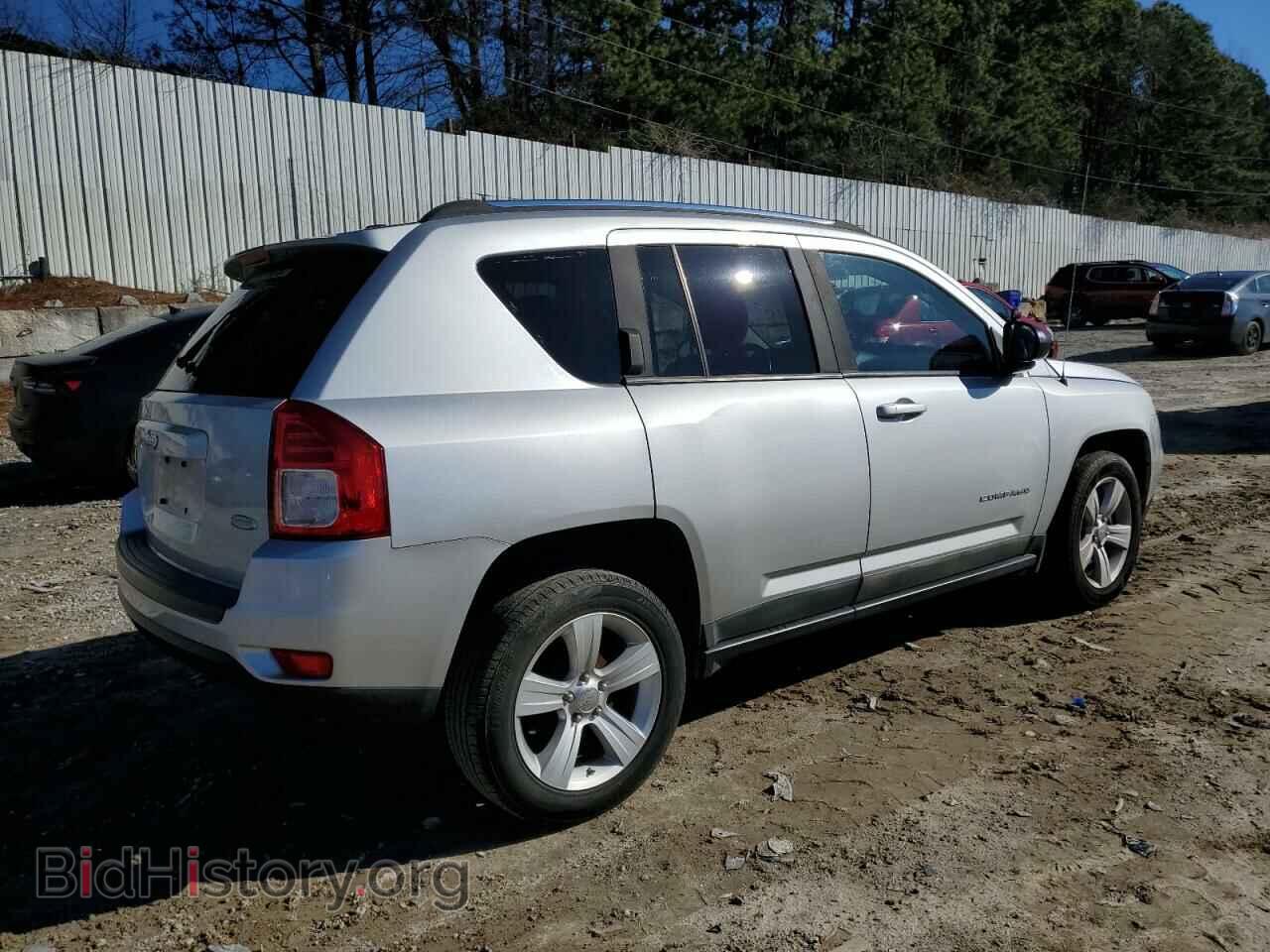 2011 JEEP COMPASS - VIN: 1J4NT1FA7BD139597 - Фото 3