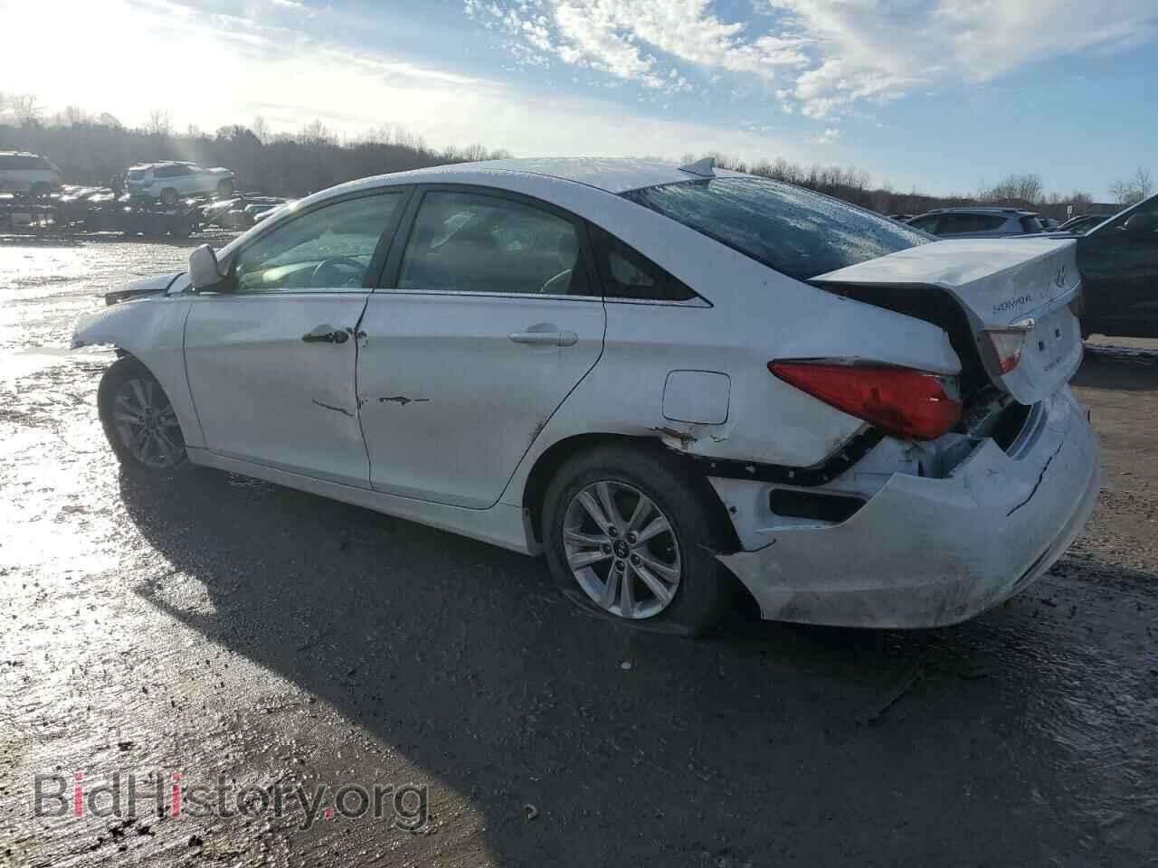 2013 HYUNDAI SONATA - VIN: 5NPEB4AC2DH749567 - Photo 2