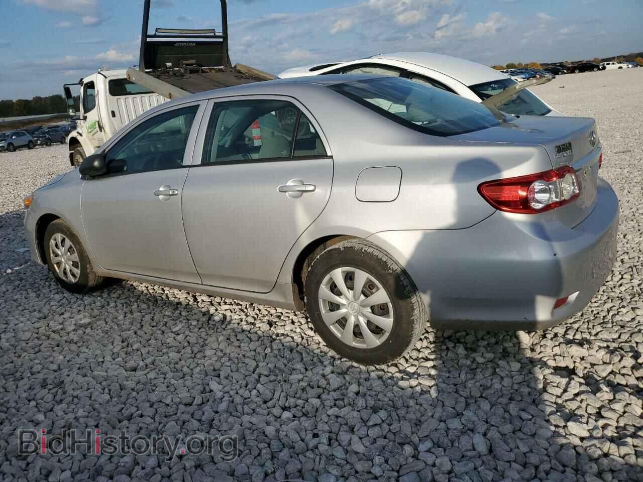 2011 TOYOTA COROLLA - VIN: 2T1BU4EE5BC710917 - Фото 2