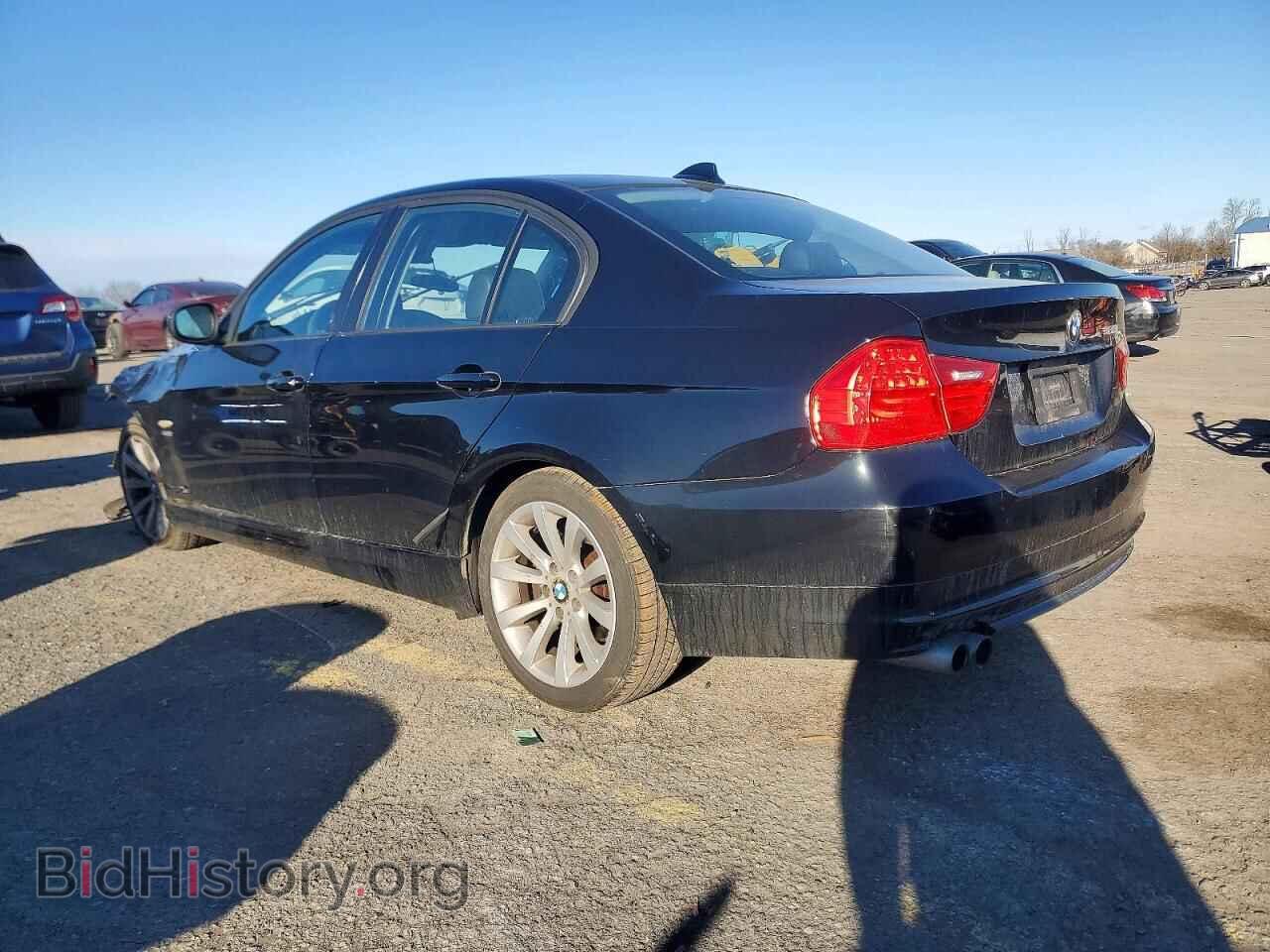 2011 BMW 3 SERIES - VIN: WBAPK5C51BF123669 - Фото 2