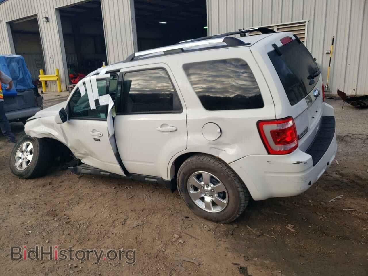 2011 FORD ESCAPE - VIN: 1FMCU0EG9BKB11012 - Фото 2