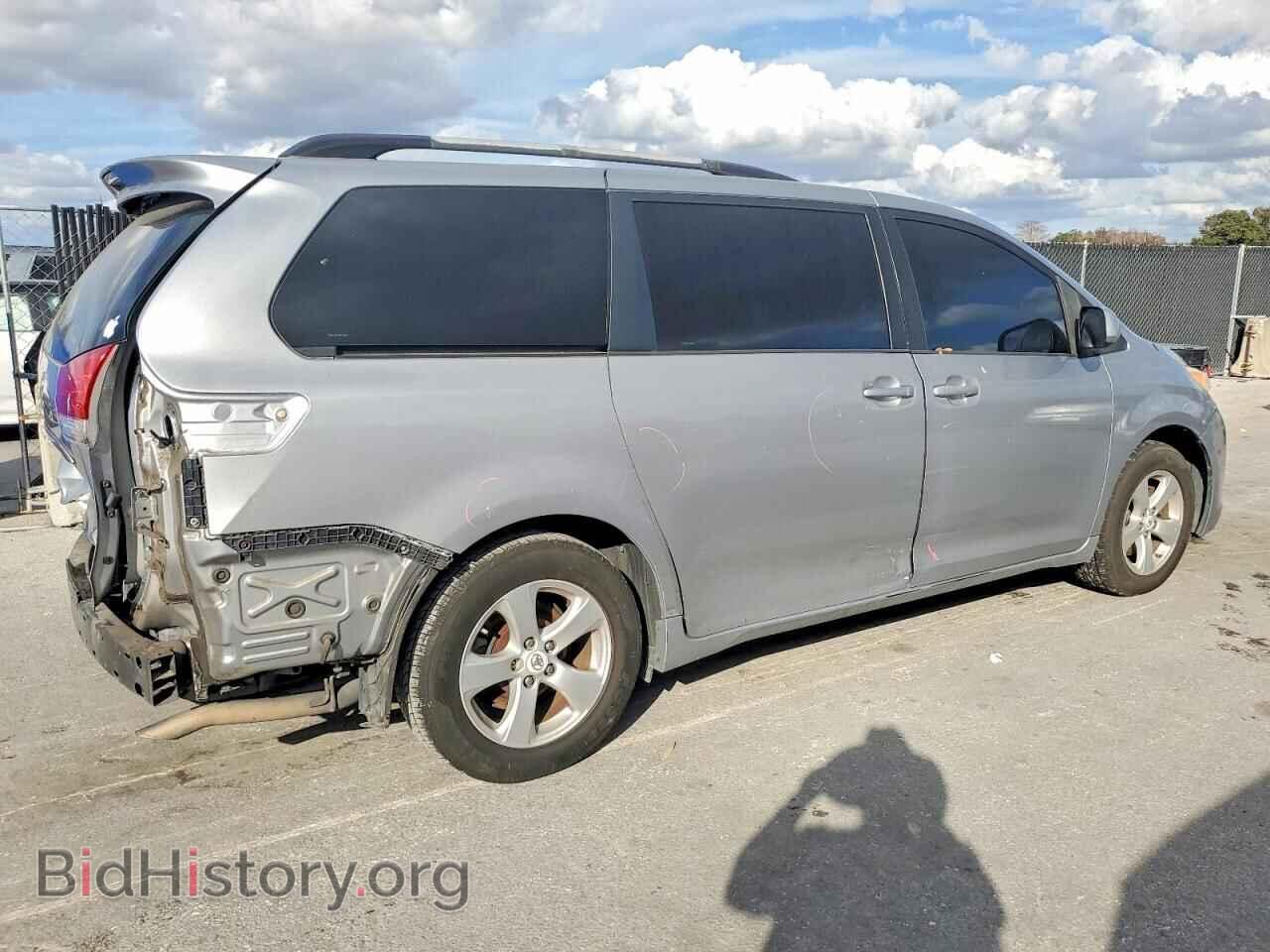 2011 TOYOTA All Models - VIN: 5TDKK3DC7BS118944 - Фото 3