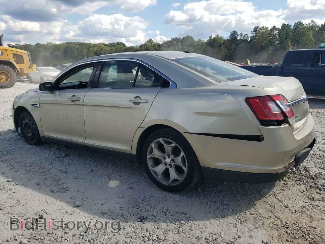 2011 FORD TAURUS - VIN: 1FAHP2EWXBG112036 - Photo 2