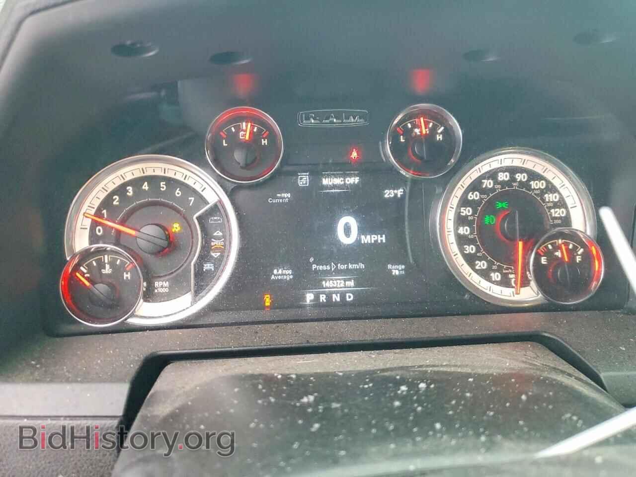 2018 RAM 1500 - VIN: 1C6RR7MT1JS322850 - Фото 9